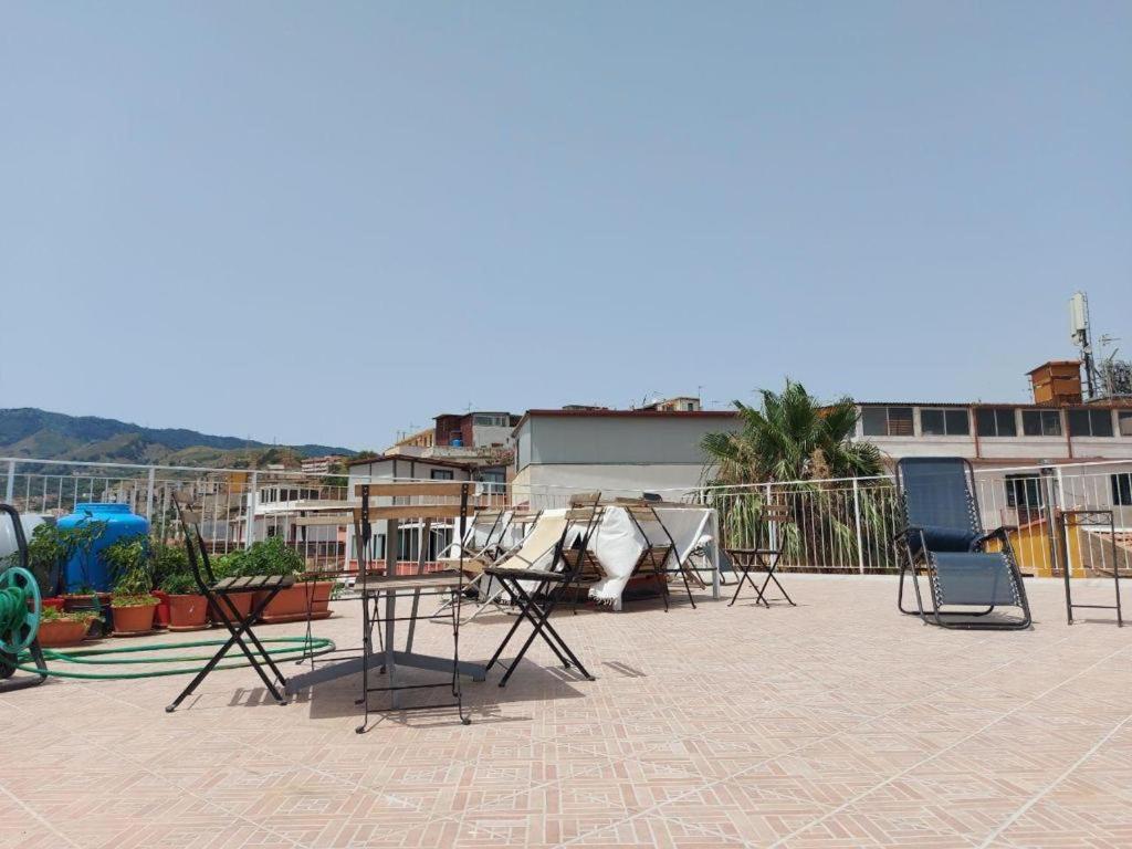 House Costa Messina Exterior foto